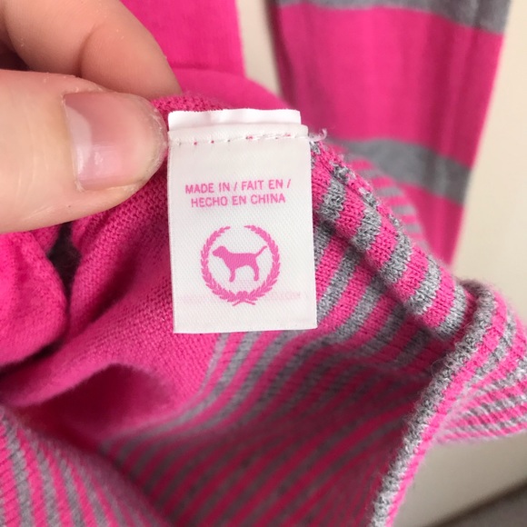 ⚡️3/$15⚡️ Victoria Secret Pink and Grey Cardigan - Picture 6 of 8